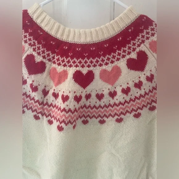 Kiel James Patrick Valentine’s Day Heart Sweater - Picture 2 of 4